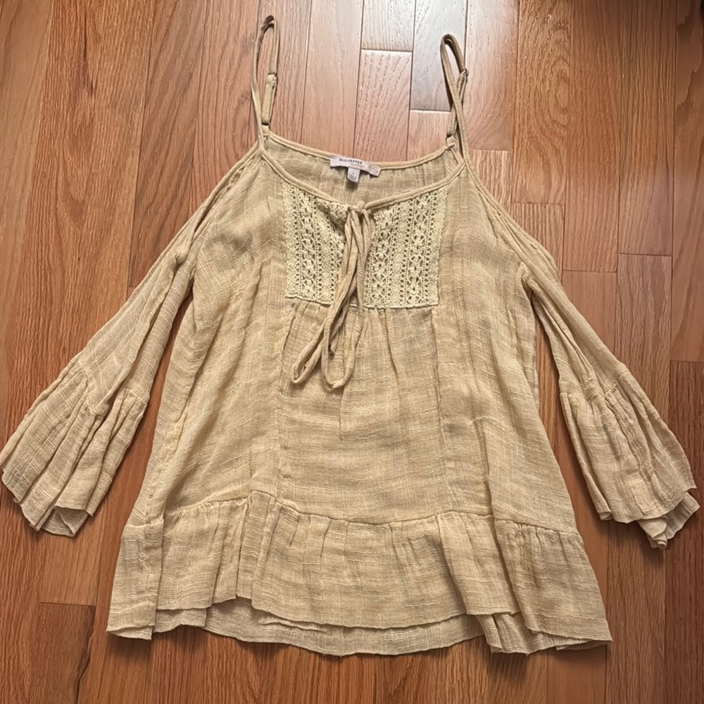 Off Shoulder Vintage Top